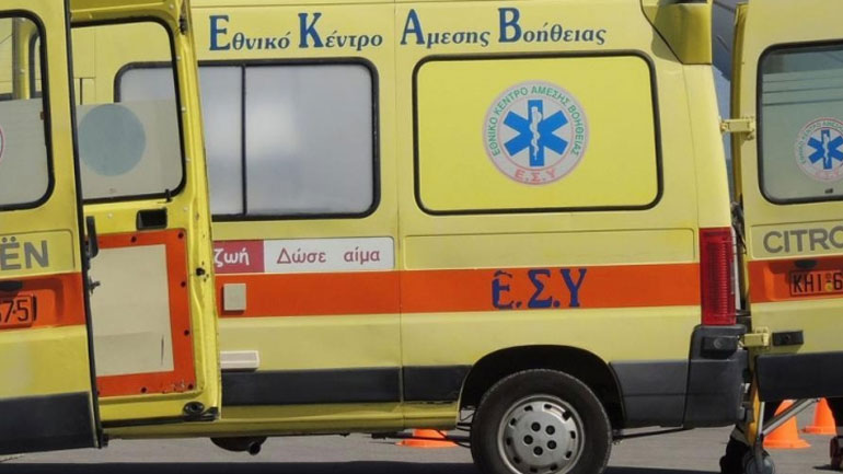 Πάτρα: Αυτοκίνητο προσέκρουσε στις προστατευτικές μπάρες της Περιμετρικής