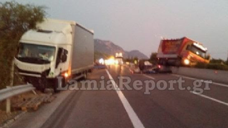 Τροχαίο με νταλίκες στη Φθιώτιδα