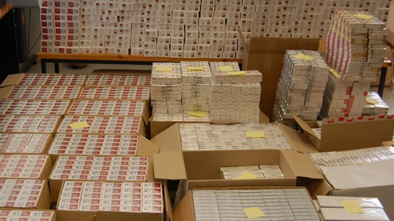 Κατασχέθηκε μεγάλος αριθμός λαθραίων τσιγάρων στον Πειραιά