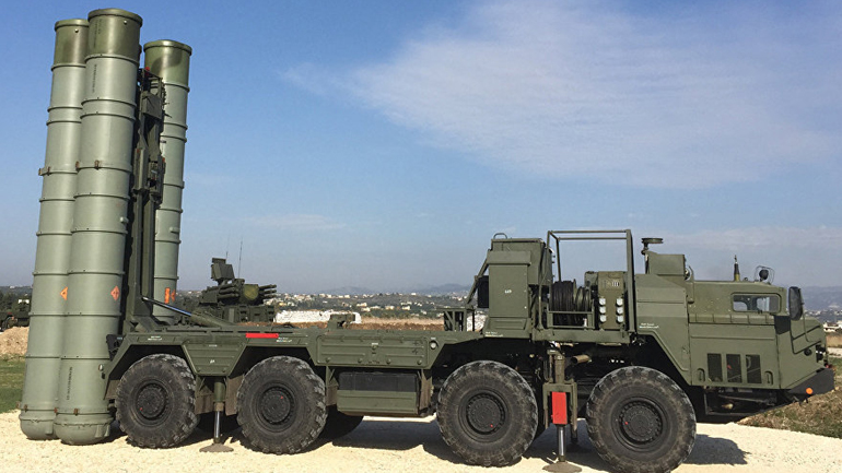 Η Ρωσία ανέπτυξε αντιαεροπορικούς πυραύλους S-400 στην Κριμαία