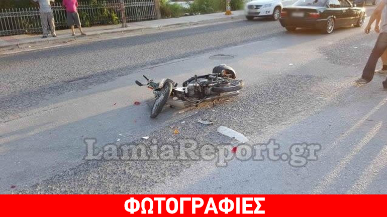 Οδηγός μηχανής πήδηξε στο καπό Ι.Χ. για να αποφύγει σοβαρό τραυματισμό