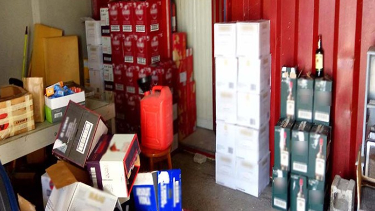 Λάρισα: Συλλήψεις δύο ατόμων για λαθραία αλκοολούχα ποτά