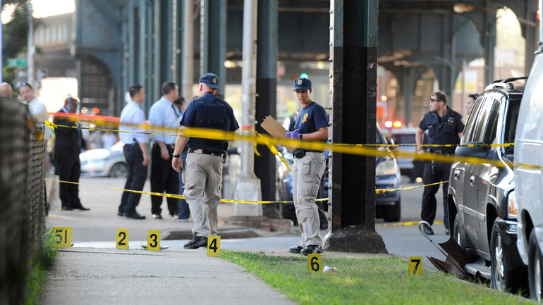 Η αστυνομία αναζητεί τον δράστη της δολοφονίας του ιμάμη στη Νέα Υόρκη