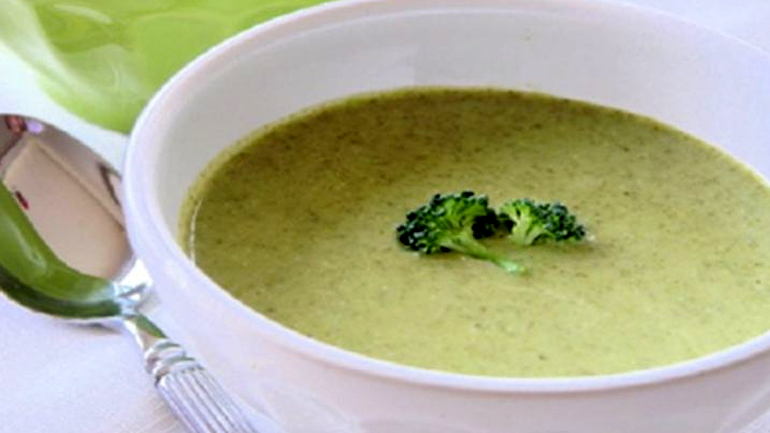 Νόστιμη σούπα μπρόκολου