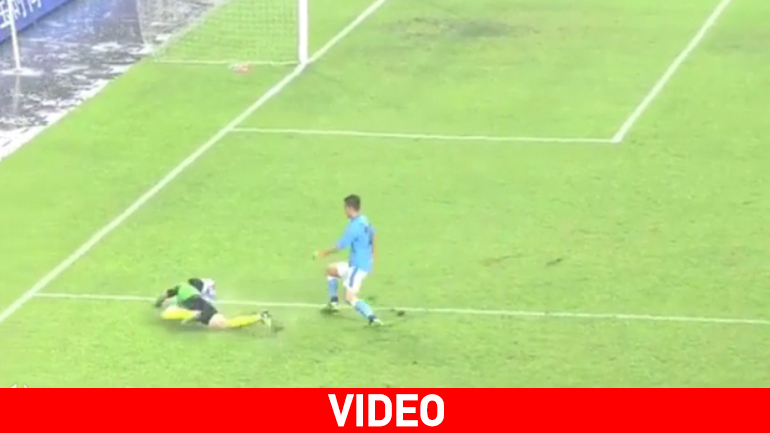 Γκαφατζής… τερματοφύλακας σκορπά άφθονο γέλιο!