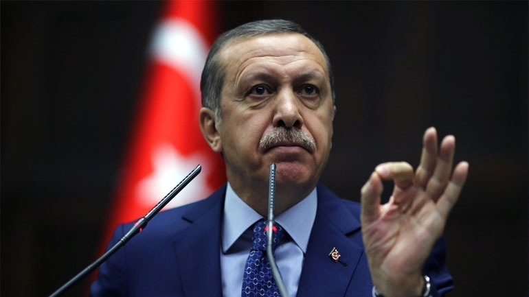 Έφοδος της αστυνομίας σε 44 εταιρείες στην Τουρκία μετά την απόπειρα πραξικοπήματος