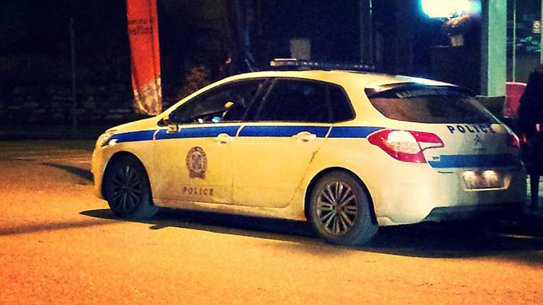 Συνελήφθη 52χρονος για παράνομη οπλοκατοχή και ενδοοικογενειακή βία