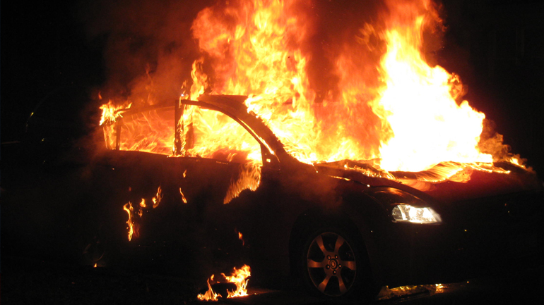 Η φωτιά στο Ι.Χ. έκρυβε… κλοπή!