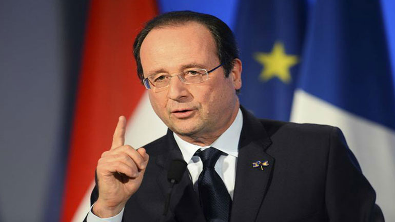 Ολάντ: «Κλιμάκωση στην Κριμαία θα καθιστούσε δύσκολη την εφαρμογή της συμφωνίας του Μινσκ»