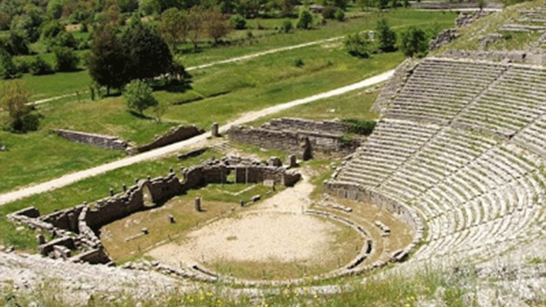 Δωρεάν μετακίνηση θεατών στο Αρχαίο Θέατρο Δωδώνης για τους «Επιτρέποντες» του ΔΗΠΕΘE