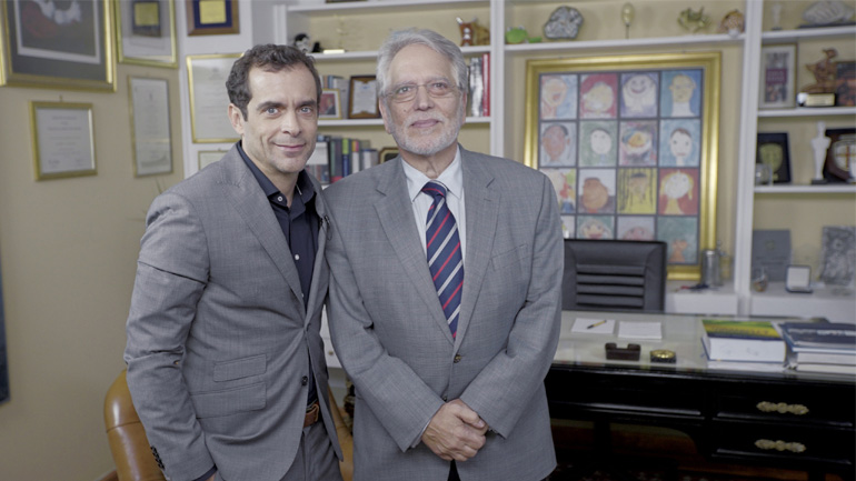 Ο διεθνώς αναγνωρισμένος ενδοκρινολόγος Γεώργιος Χρούσος στις «Κορυφές» του OTE HISTORY