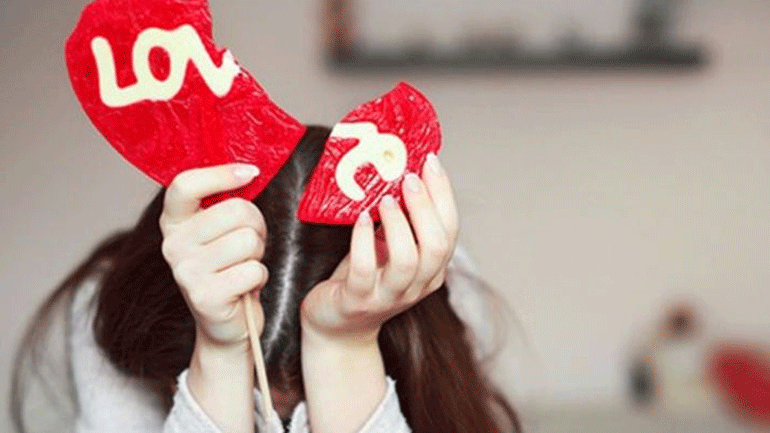 Αυτά είναι τα 10 λάθη που κάνετε μετά από έναν χωρισμό!