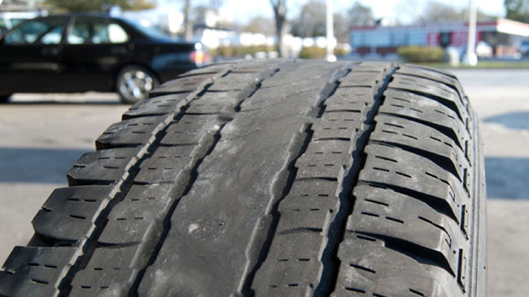 Σουηδία: 50χρονος μαχαιρώθηκε θανάσιμα ενώ έσκιζε ελαστικά αυτοκινήτων