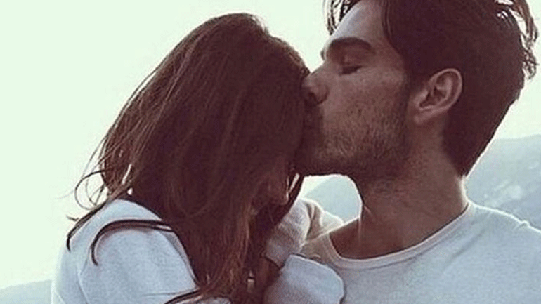 «Όσο δυνατά σε αγάπησα τόσο δυνατά θα σε διαγράψω»