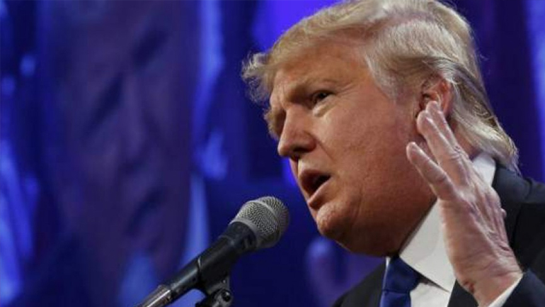 Τραμπ: Δεν έκανα «κωλοτούμπα» στο μεταναστευτικό