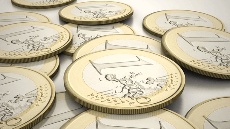 Υποχωρεί το ευρώ στην αγορά συναλλάγματος Υποχωρεί το ευρώ στην αγορά συναλλάγματος