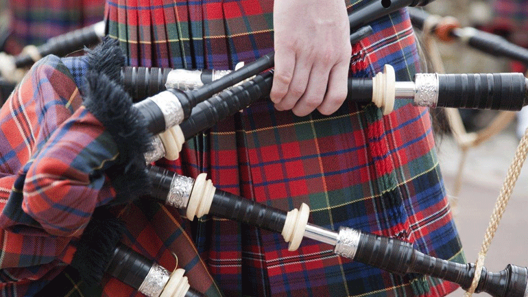 Βρετανία: Πέθανε μουσικός που εισέπνεε μανιτάρια που είχαν φυτρώσει στην γκάιντά του