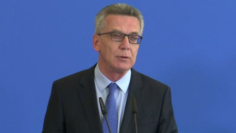 Γερμανός ΥΠΕΣ: Όλες οι χώρες πρέπει να βοηθήσουν την Ελλάδα