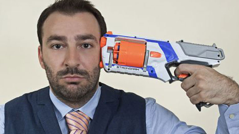 Ο Γιώργος Χατζηπαύλου στο θέατρο Χυτήριο