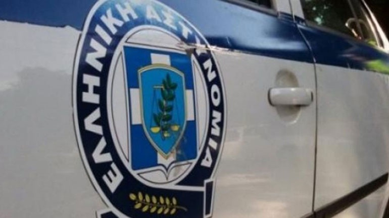 Ηράκλειο: Έκρυβε αρχαία αγαλματίδια και δενδρύλλια κάνναβης σε αγροικία
