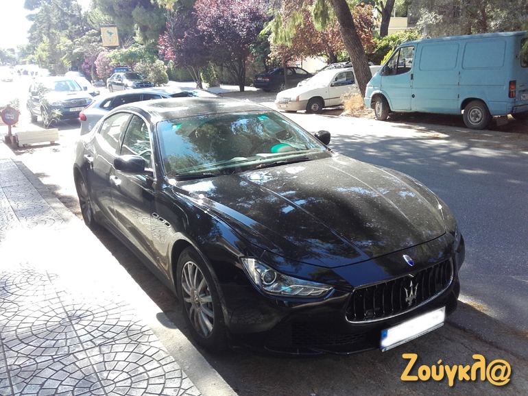 Maserati Ghibli. Μία από τις 3 που υπάρχουν στην Ελλάδα στην περιοχή της Κηφισιάς...