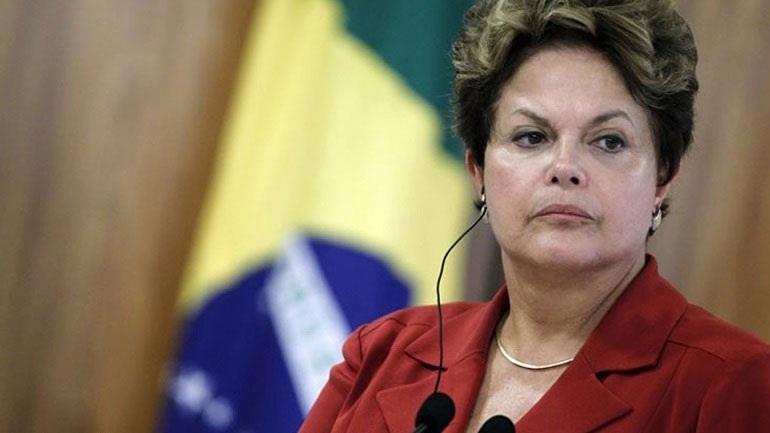 Βραζιλία: Ξεκίνησε η δίκη της Ρουσέφ