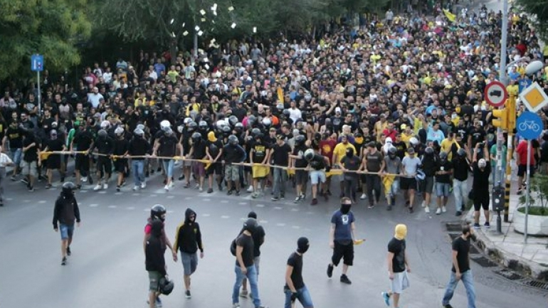 Θεσσαλονίκη: Συλλήψεις οπαδών του Άρη που κινήθηκαν εναντίον συνδέσμου του ΠΑΟΚ