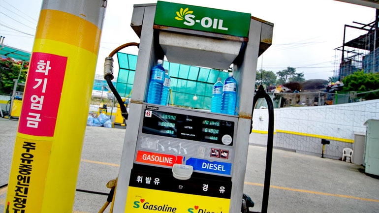 Οι τιμές του πετρελαίου μειώθηκαν στις ασιατικές αγορές