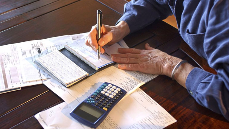 Η ΕΣΕΕ επικροτεί την απόφαση του ΟΑΕΕ για τις 100 δόσεις