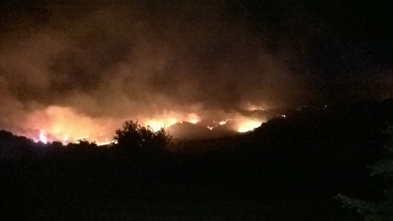 Χίος: Ξέσπασε πυρκαγιά στη Σιδηρούντα