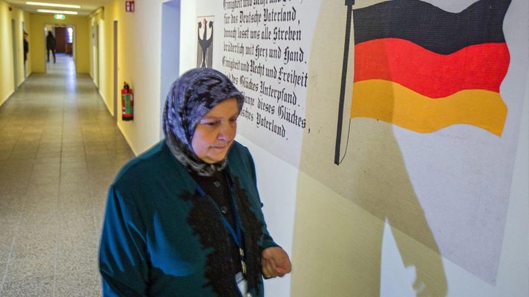 Η Γερμανία αναμένεται να υποδεχθεί 300.000-400.000 πρόσφυγες