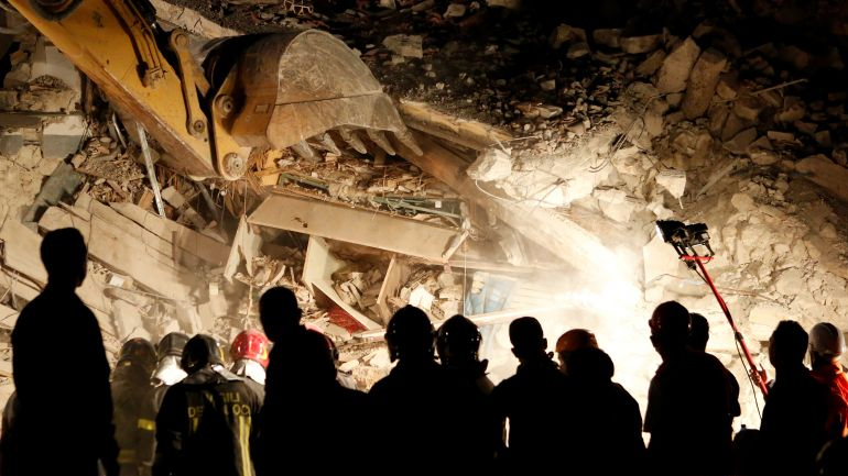 Ιταλία: Αφρικανοί μετανάστες έσπευσαν να βοηθήσουν σεισμοπαθείς