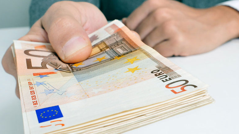 Μισθό κάτω των 1.000 ευρώ παίρνουν 6 στους 10 εργαζόμενους