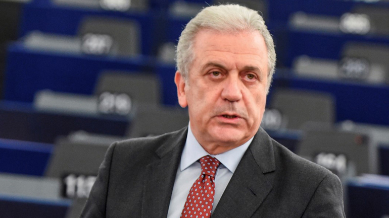 Αβραμόπουλος: «Η συμφωνία Ε.Ε.-Τουρκίας θα υλοποιηθεί με βάση το Διεθνές Δίκαιο»