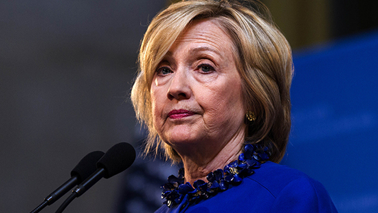 O Τραμπ κάλεσε τη Χίλαρι Κλίντον να δώσει στη δημοσιότητα τα ιατρικά της στοιχεία