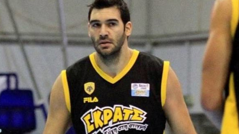 Υπέγραψε στη AEK ο Μαυροειδής