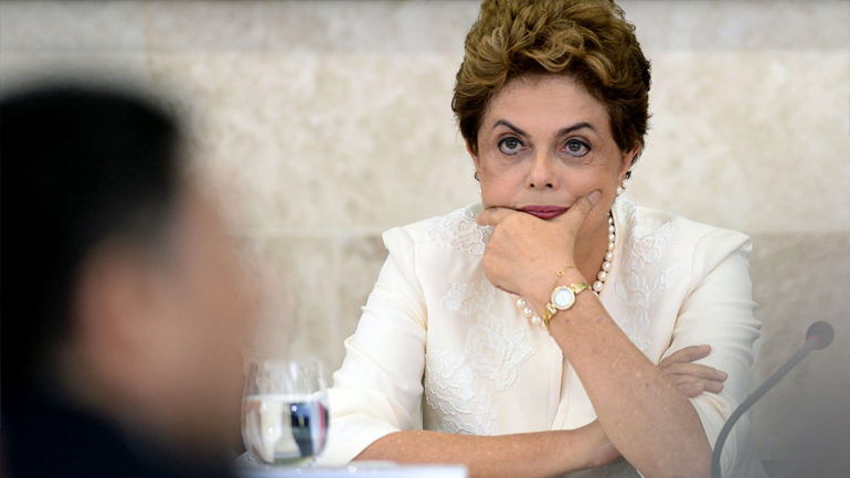 Βραζιλία: Καθαίρεση της Ρούσεφ προεξοφλούν τα ΜΜΕ