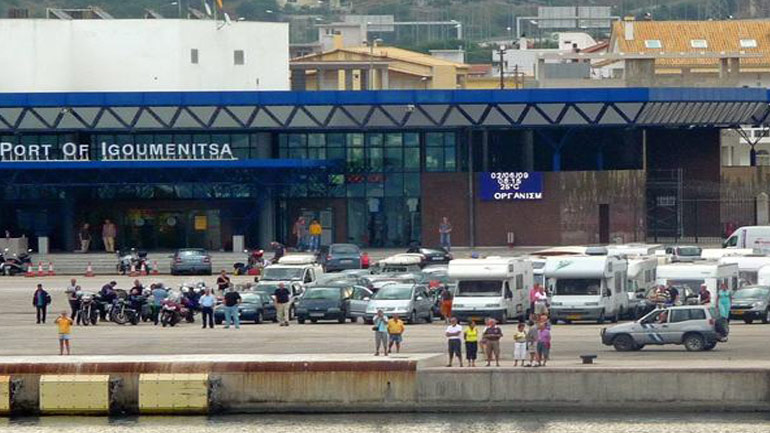 Στο Λιμεναρχείο της Ηγουμενίτσας 29 μετανάστες από το ακυβέρνητο ταχύπλοο