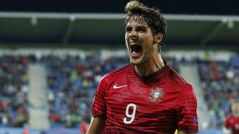 Ανακοίνωσε και τον Πασιέντσια ο Ολυμπιακός