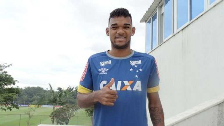 Ολυμπιακός: Επισημοποιήθηκε και η μεταγραφή του Βιάνα