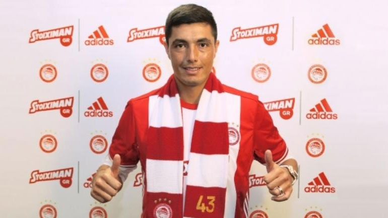 Στα ερυθρόλευκα κι επίσημα ο Καρντόσο Στα ερυθρόλευκα κι επίσημα ο Καρντόσο