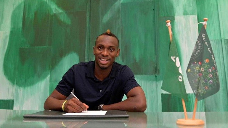 Στα «πράσινα» και ο Εμποκού