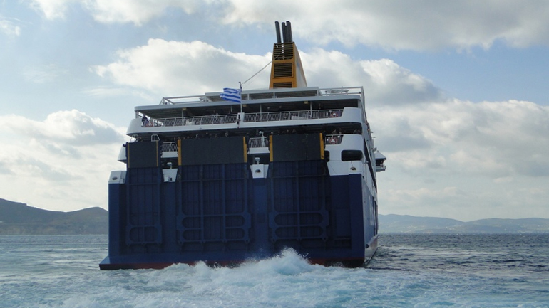 Συνθήκες εργασιακού μεσαίωνα καταγγέλλει η Πανελλήνια Ναυτική Ομοσπονδία