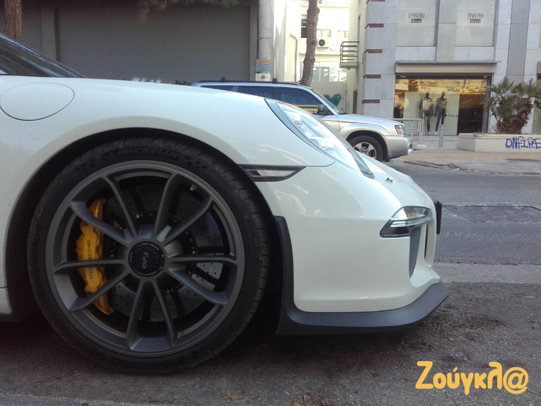 Φρένα που σταματούν τη GT3 σε χρόνο ντε-τε