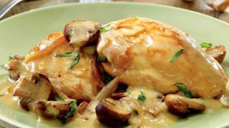 Κοτόπουλο με τυρί κρέμα και μανιτάρια