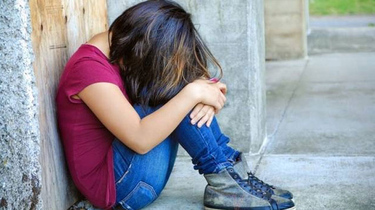 Στοιχεία-σοκ για τη 14χρονη: Νονός της ο μαστροπός που την εξέδιδε