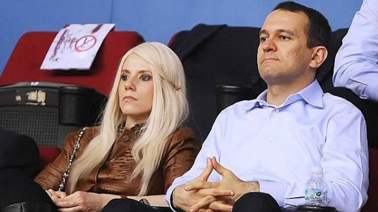 Αποχαιρέτησαν τη σύζυγο του Γιώργου Αγγελόπουλου