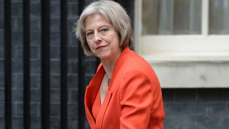 Τερέζα Μέι: Το Brexit θα πλήξει την οικονομία