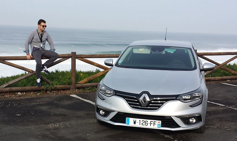 Ο Λουκάς Παπαλάμπρος...