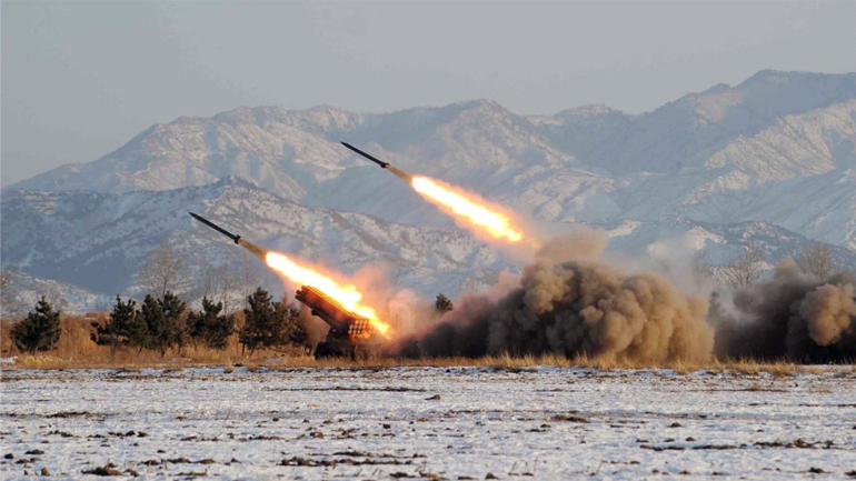 Βαλλιστικούς πυραύλους εκτόξευσε η Βόρεια Κορέα